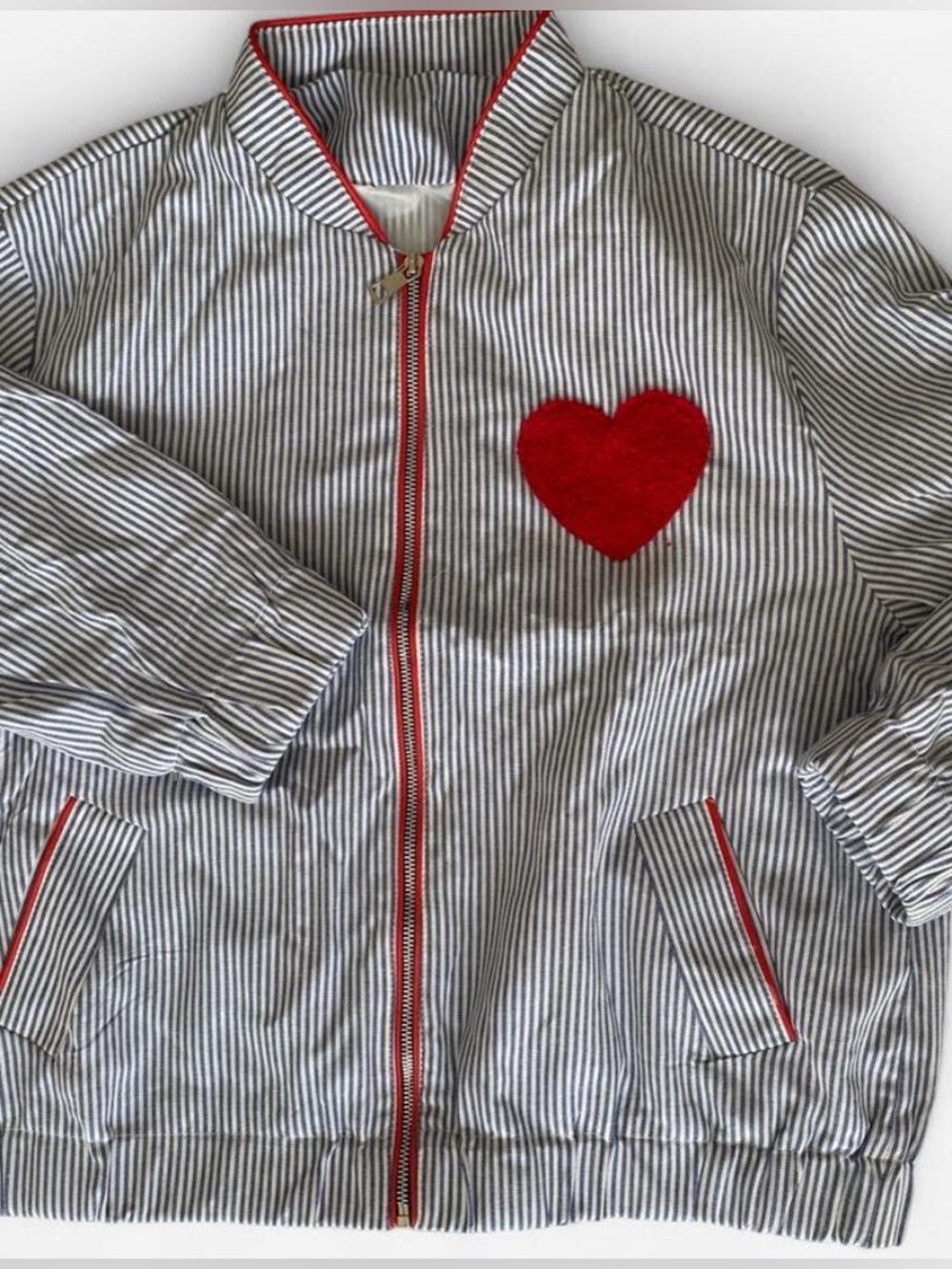 Bomber Jacket Size XL Blue White Striped Red Heart Patch Super Cute 🫠❤️